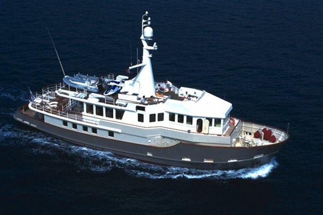 yacht1