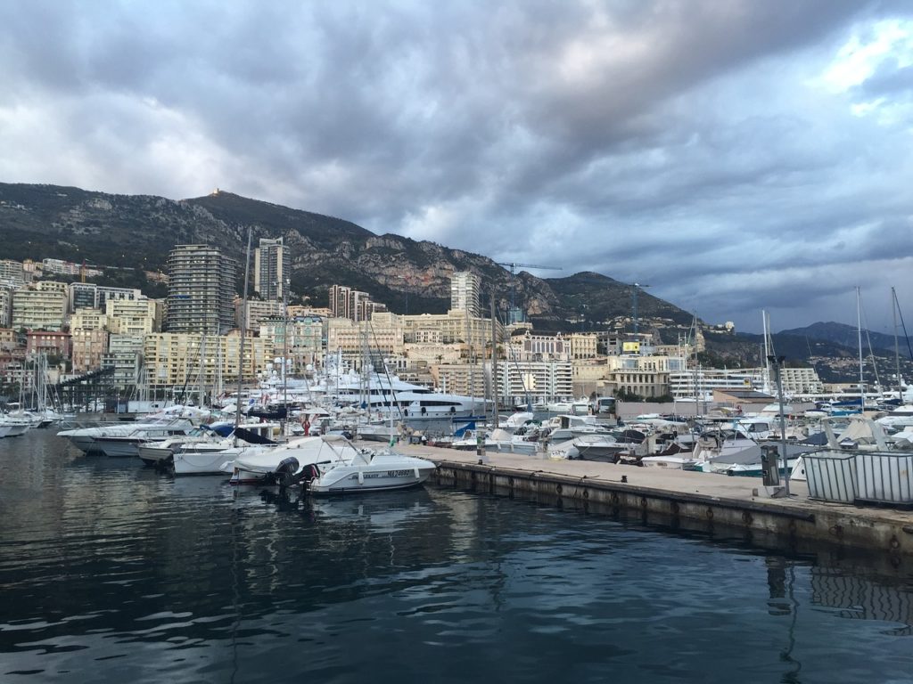 cannes-2041119_1280